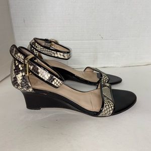 Aquatalia Snake skin/Paten Leather Ankle Strap Wedge Sz 8